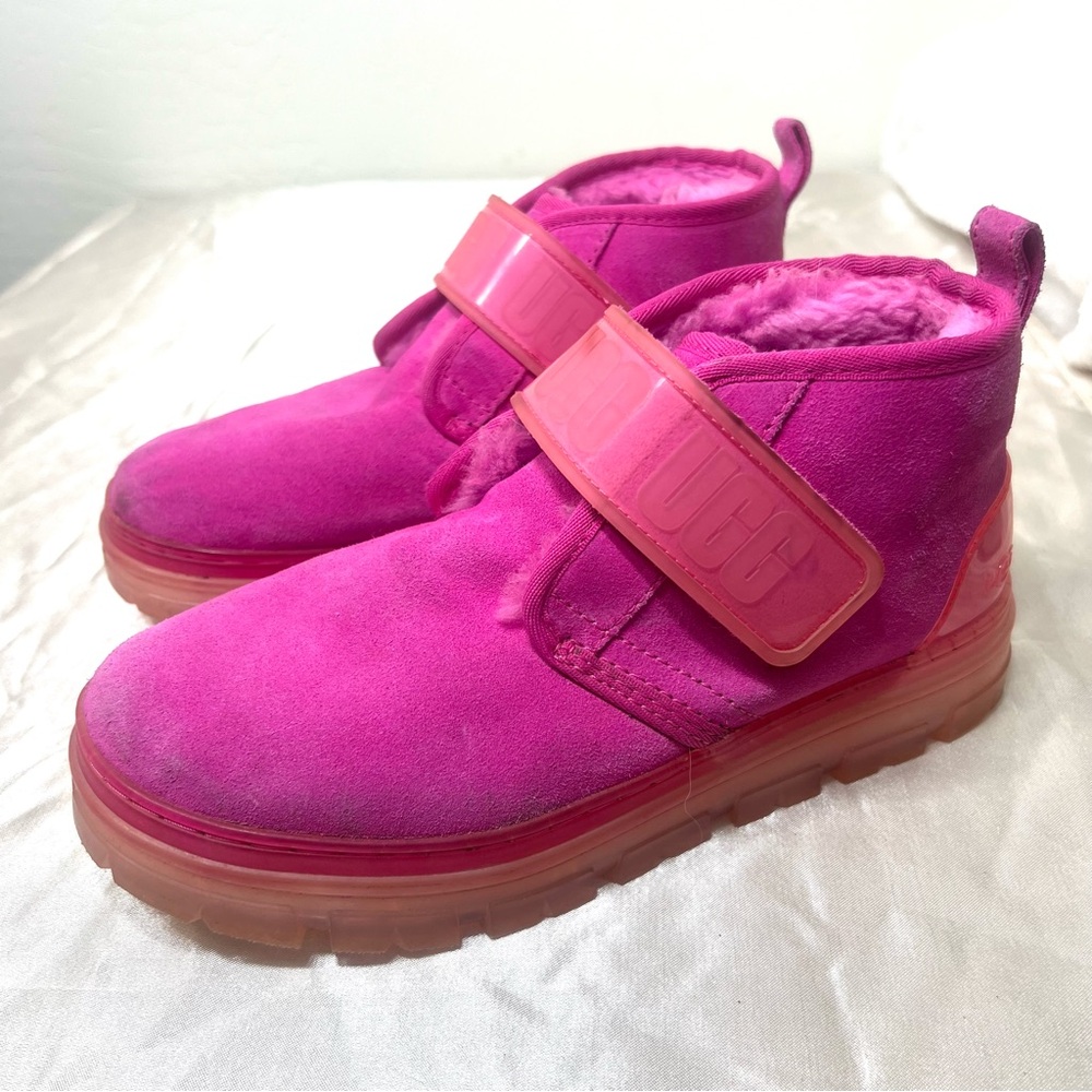 UGG Neumel Clear Chukka Boot Hot Pink Suede Wool Shearling Lined Size 8 - Picture 2 of 16